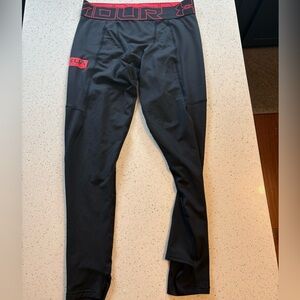 EUC Men’s Under Armour Base Layer